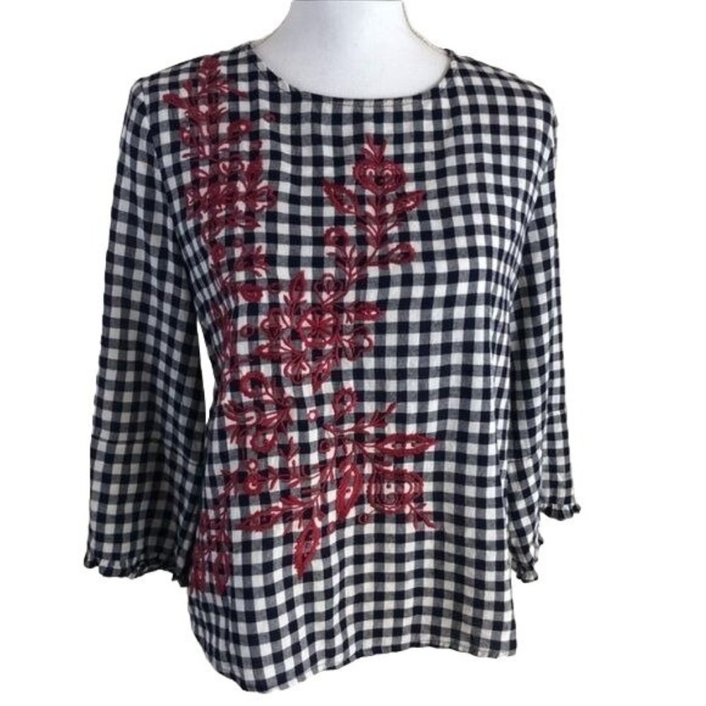 Current Air gingham floral embroidered blouse. Size small